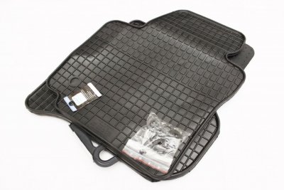 СТЕЛКИ ЗА SEAT Гумени стелки за Seat Altea  (2004+)