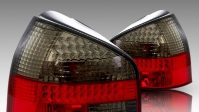 ТУНИНГ ФАРОВЕ И СТОПОВЕ ЗА AUDI A3 до 2003г. Диодни стопове  AUDI A3  (96-03) - опушен хром