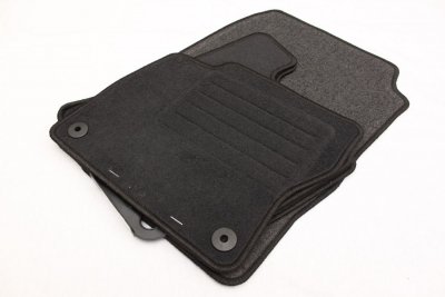 СТЕЛКИ ЗА FORD FOCUS (2011-2018) Мокетни стелки за Ford Focus (2011-2015)
