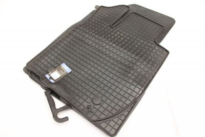 СТЕЛКИ ЗА DACIA Гумени стелки за Dacia Logan MCV (2013+)