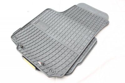 СТЕЛКИ ЗА КОЛА Гумени стелки за Wv Golf 4 / Wv Bora / Vw Beetle / Skoda Octavia 1 (1997-2010) / Seat Leon / Toledo (1999-2005) сиви