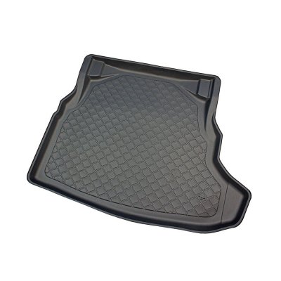MERCEDES Гумирана стелка за багажник за  Mercedes C-Class W205 (2014+) Sedan back seat not leaning forward (not foldable) 