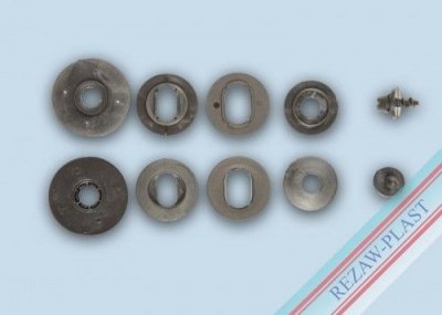 СТЕЛКИ ЗА КОЛА Щипки за прикрепяне на стелки към пода Rezaw-Plast за TOYOTA (2010+) - 4бр. за 2 стелки