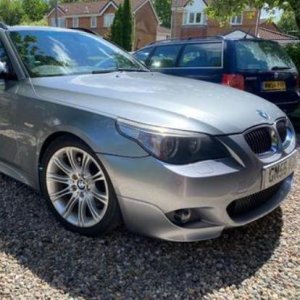 ВЕТРОБРАНИ ЗА BMW 5 Серия след 2003