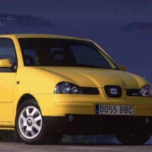 ВЕТРОБРАНИ ЗА SEAT AROSA / ATECA