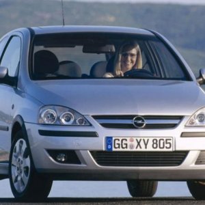 ВЕТРОБРАНИ ЗА OPEL CORSA (1991-2005)